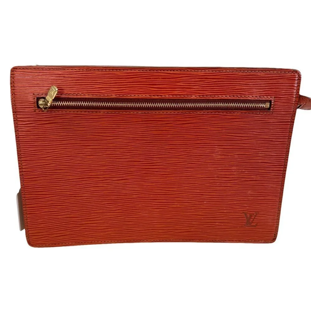 Authentic Louis Vuitton Epi Clutch - Picture 2 of 14